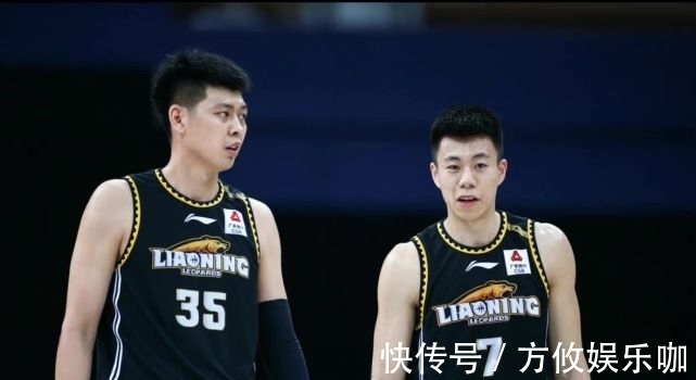 丁彦雨航|8中1,4中1!姚明观战就掉链子?别说冲击NBA了,先超过丁彦雨航