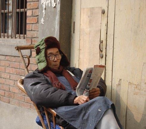 饮食习惯|骨质疏松还在盲目吃钙片先做到这3点,把骨头慢慢“养”好