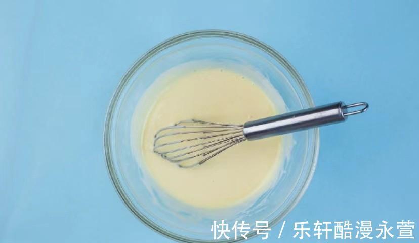 甜品控有口福了！像冰淇淋一样的柠檬酸奶蛋糕，自己在家就能做
