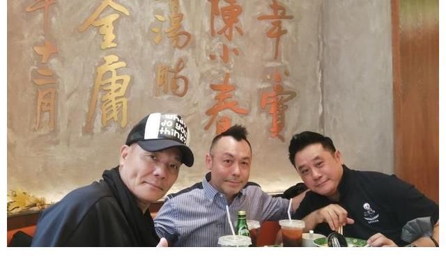 明星|明星扎堆开餐饮店!陈小春独辟蹊径,主打清汤牛腩面