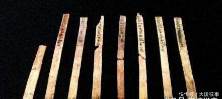 专家|此墓葬的文物众多,价值连城,专家却说:最珍贵的还是那些竹简