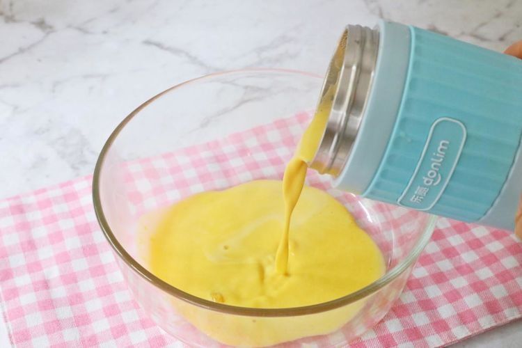 零难度的南瓜布丁,搅一搅拌一拌,几分钟就做好