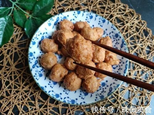 丸子|炸丸子想要外酥里嫩，有人加淀粉、有人加面粉，教你正确做法