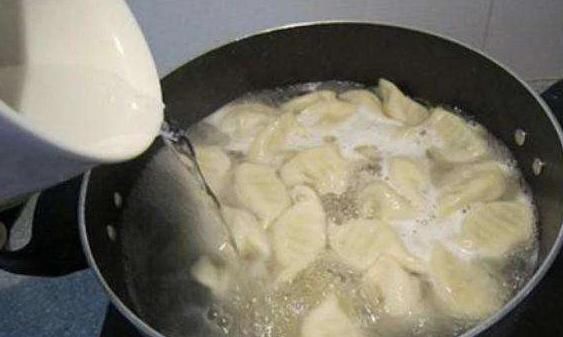 速冻水饺的正确做法