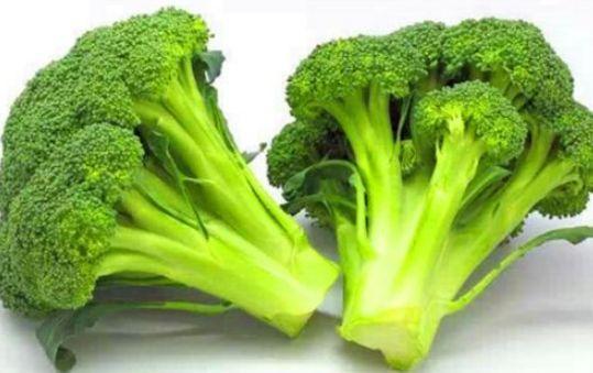 王医师|女性过了40岁,常吃3种食物,延缓衰老,美容护肤,滋补身体