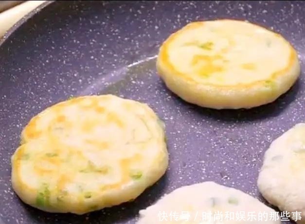 柔软冠军非它莫属,发面葱花饼新做法,100%成功零失败!