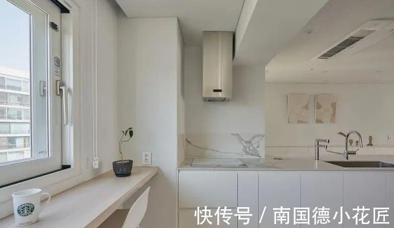 书桌|坚守自己的装修准则:简装为主,7个细节,再多住20年仍是经典