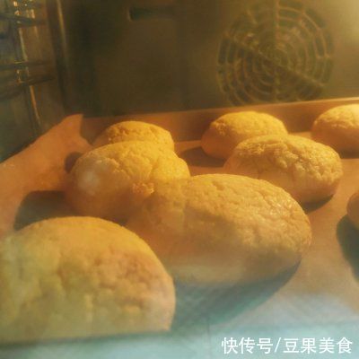 打蛋器|这#“佳”节好滋味#酸奶泡芙连吃3天了！明天还想吃