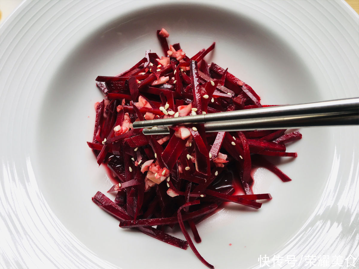 红菜头|盛夏,少吃青瓜多吃它,简单拌一拌,美味又解馋,遇见它别错过了