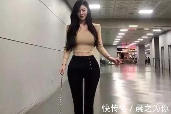 黄彩英|1米74的她，“沙漏”型的身材，让人羡慕，坚持锻炼或是关键