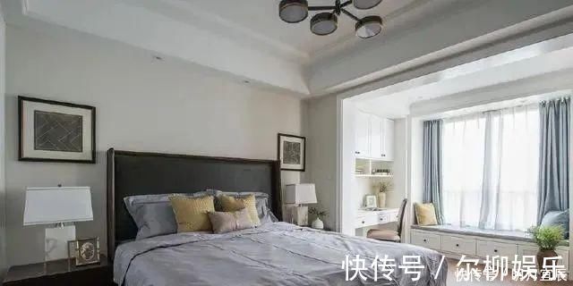 定制|你家飘窗用来堆杂物太浪费了,看看别人家是怎么装修的