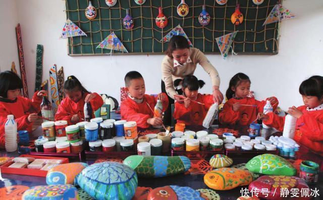 调皮|新款“冷暴力”在学生间流行，幼儿园小朋友扛不住，爸妈浑然不知