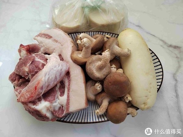 大雪过后,用它包饺子,再贵也要吃,比韭菜馅鲜,比白菜饺子香