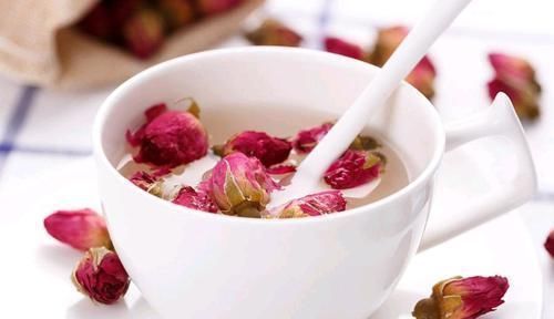 运动|男人老不老,不全看年龄,若身体有这5个特征,说明你在慢慢变老