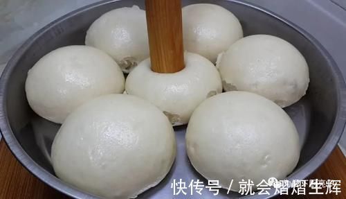 生煎馒头|蒸发面馒头,加入3克酵母,馒头掌握以上做法,吃着劲道又松软
