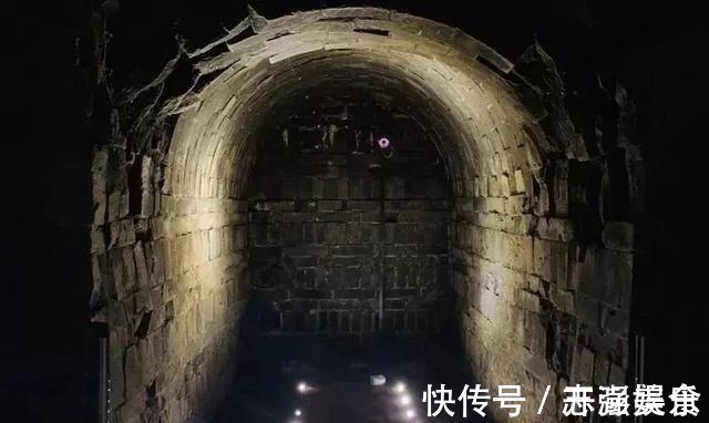 盗墓案!中国盗墓史上最长的一次盗墓,屋里挖了整整20年