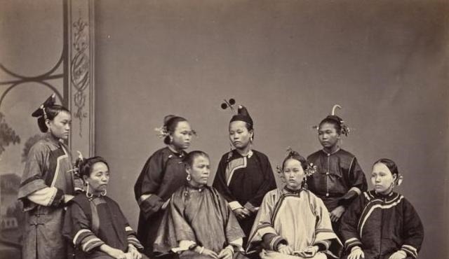 困难重重|女人剪发再平常不过之事，曾经一度困难重重，深感女人解放之不易