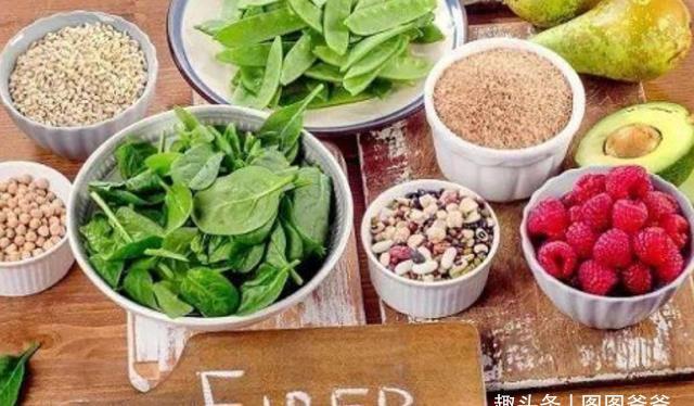 长高|在喝完奶后立马睡觉,可能会延缓孩子长高,家长们别不在意