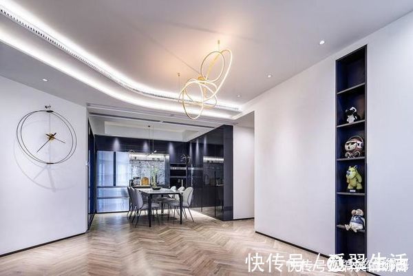 电视墙|看了他130㎡的家，才明白什么叫颜值超高、收纳满分，全屋质感十足
