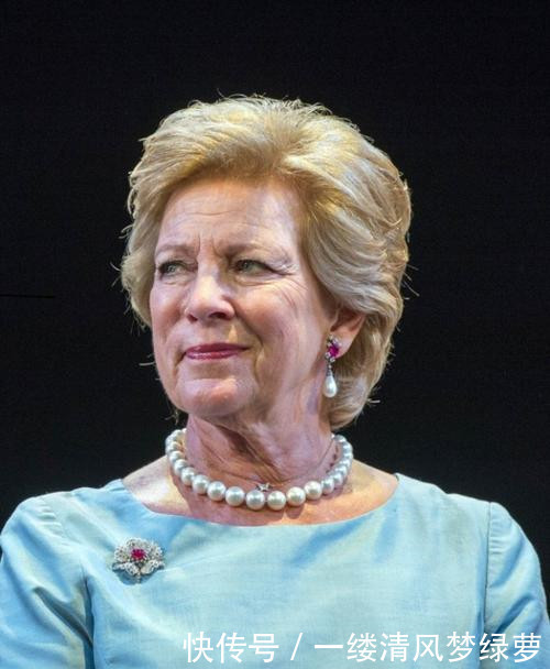 珠宝|她是世上珠宝最多的王后,一颗珍珠值2亿,让英国女王都眼红不已