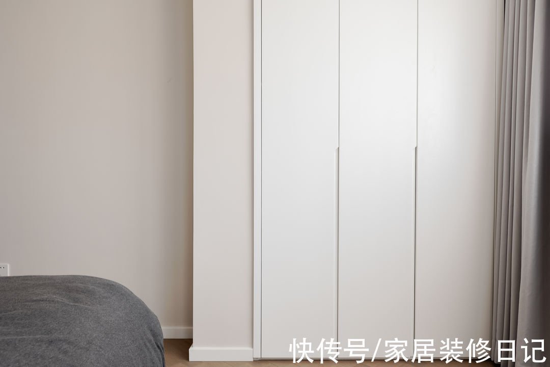 墨菲床|60㎡改极简两房半,LDK客餐厨一体设计,空间显大堪称小户型典范