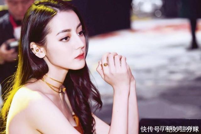 手镯|黄金手镯多少克才适合女性佩戴内行人道出3点,看完再买也不迟