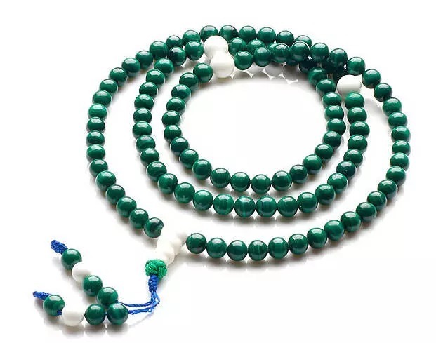 别总是看别人戴什么你就戴什么,戴珠宝有大门道!