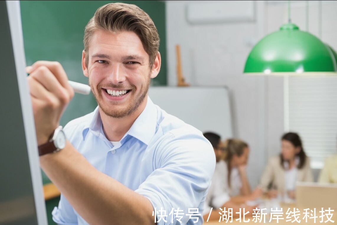 湖北|湖北新岸线:电销太难?电话机器人:你的电话我来帮你打