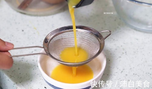 蒸鸡蛋羹时,不要再放温水了,加“它”鸡蛋如布丁嫩滑,入口即化