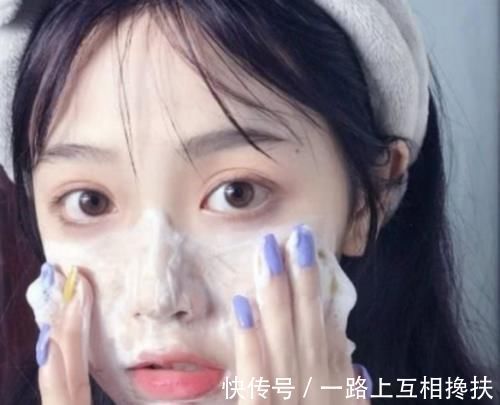 女生|青春期的女生脸上总是油,日常坚持这3件小事,从此做一个清爽的妹子