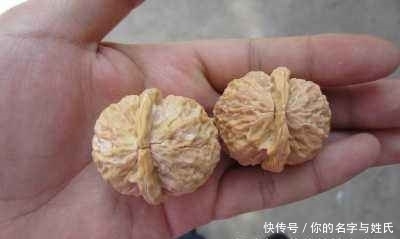 抑郁症|每天嚼5个核桃,坚持半月后,3大好处不请自来,早吃早受益