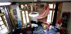 客厅|一家四口住豪华别墅,却只能睡客厅打地铺,设计师爆改15㎡变6房