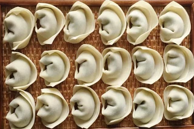 燕阵|趣味早餐食谱：又大又好吃的韭菜鲜肉大馄饨