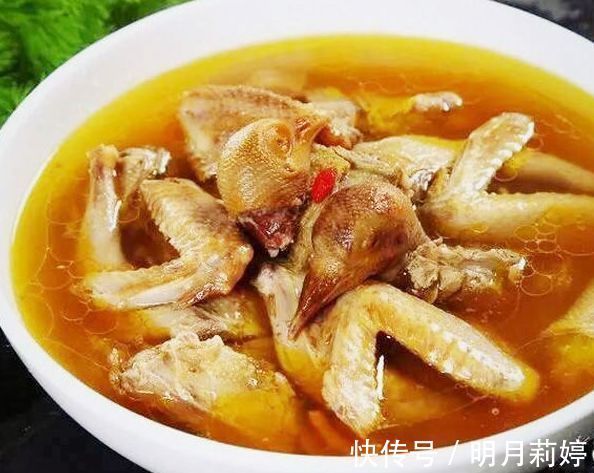 乳鸽汤|少年儿童多喝的营养汤，营养丰富，色香味俱全，提高孩子的智力