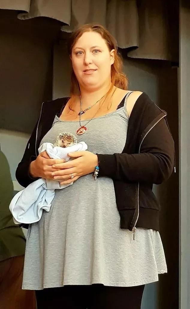 怀孕|孕期每天孕吐50次，生完娃瘦了100斤…这位妈妈也太辛苦了