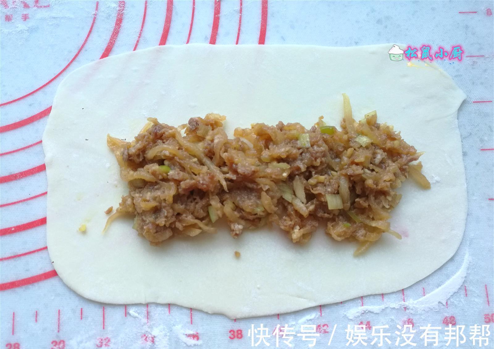 褡裢馅饼|入秋后,看到这菜必买,6毛钱一斤鲜美多汁,烙馅饼太香了!