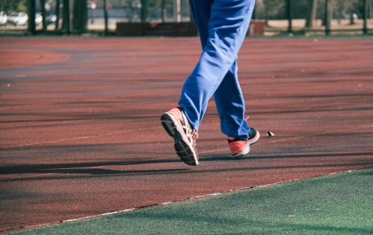 技巧|坚持跑步有什么益处？3个慢跑技巧，提升训练效果！