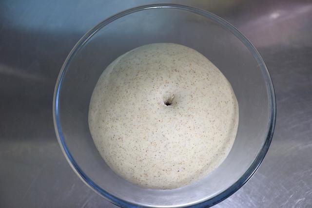 用波兰种做的黑全麦吐司,放3天都柔软,越吃越香,真材实料