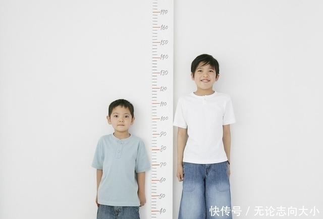 发育期|孩子有这4个特征,说明是“发育晚”不是长不高,爸妈别担心
