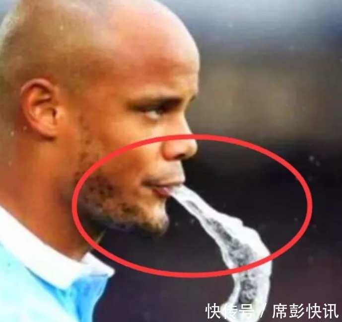 急冻箱|为什么足球运动员,运动饮料喝完还得吐出来球迷不吐你试试!