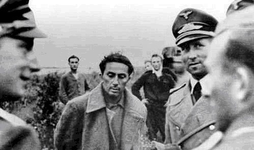 雅科夫|斯大林的三个孩子:一个死于二战,一个死于冷战,一个叛逃美国