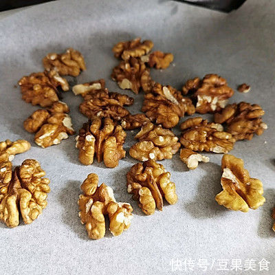 糖粉|核桃酥这样做好吃一百倍！多吃还能助消化