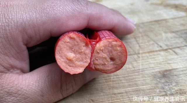 买火腿肠,无论什么牌子,只要包装上有“这行字”,全是优质火腿!