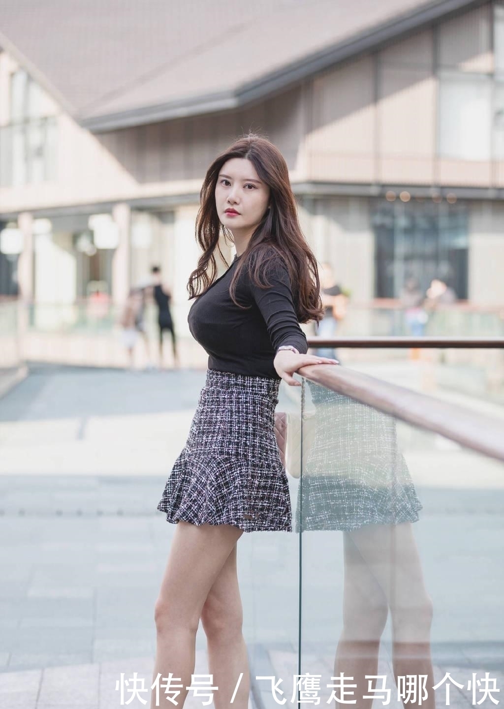 短裙怎么搭配好看,身材丰盈的小姐姐,教你搭配