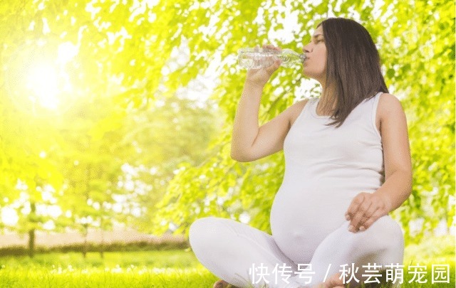 宝宝|胎儿最喜欢在2个时间段睡觉,孕妈你别打扰,暖心