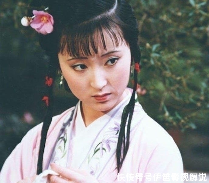 贾母|贾母为何定让贾琏护送林黛玉他侮辱了黛玉咋办,四个字说出答案