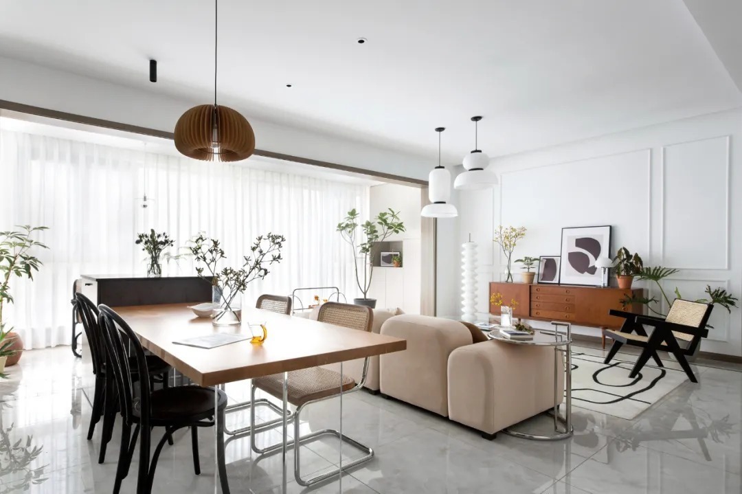 四居室|147㎡的原木风四居室，客餐厅一体好通透！