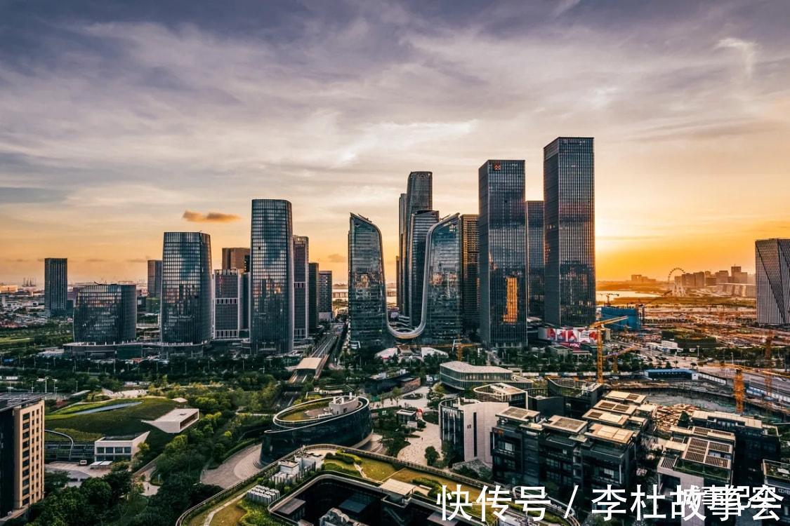 文化广场|从居住角度出发,前海不是后海的对手!