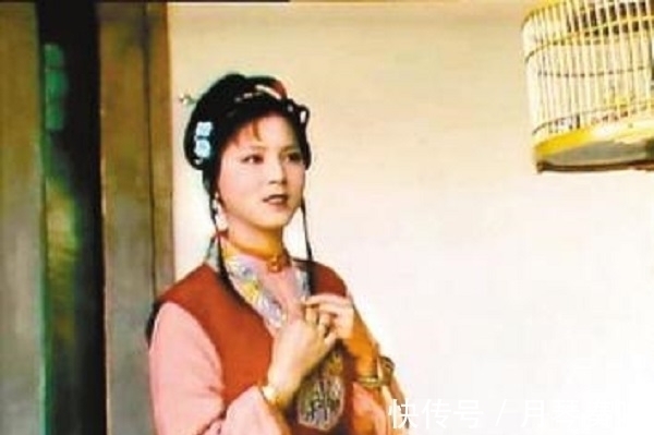 香菱@袭人受伤吐血,为何“争荣夸耀之心灰了一半”?她意识到了什么?