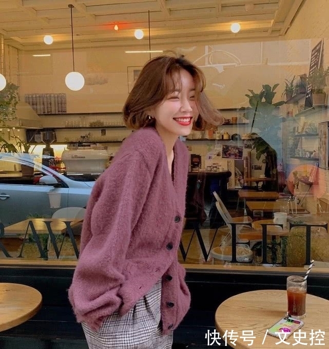 在家就别穿睡衣了,“奶奶衫”就算宅一周都很精致,还巨显瘦